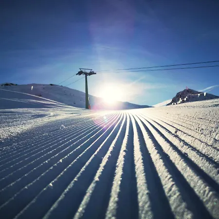 Hostdomus - Central Ski Sestriere