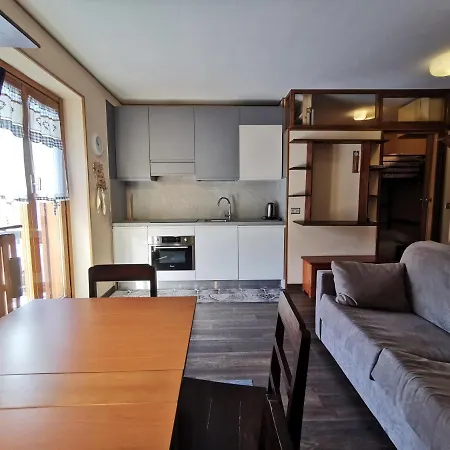 Hostdomus - Central Ski * Sestriere